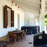 Villa Hethatar Wellness Vendeghaz - Fecskefeszek *