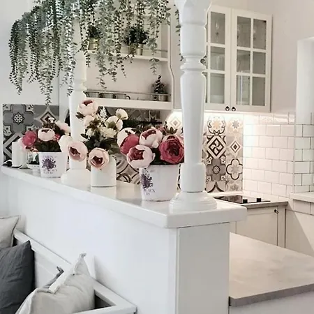 Villa Héthatár Wellness Vendégház - Fecskefészek Pusztavacs
