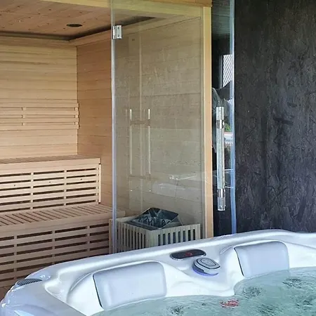 Héthatár Wellness Vendégház - Fecskefészek Pusztavacs