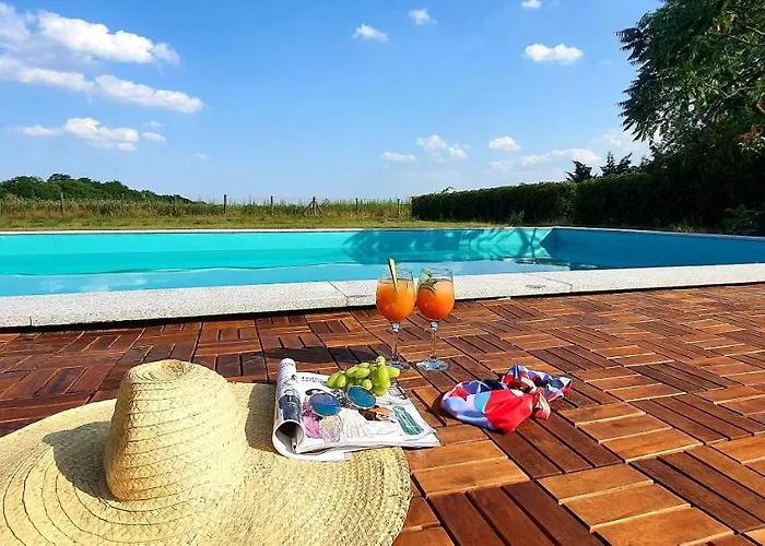 Villa Héthatár Wellness - Fecskefészek Pusztavacs
