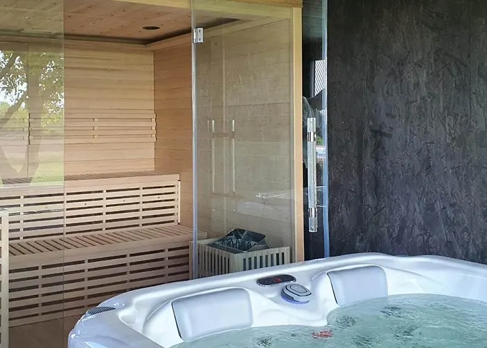 Hethatar Wellness Vendeghaz - Fecskefeszek Pusztavacs